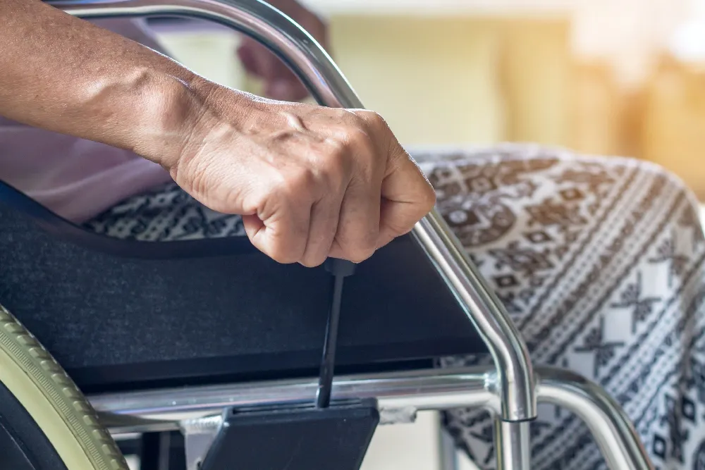 Рассеянный склероз: признаки, стадии, лечение